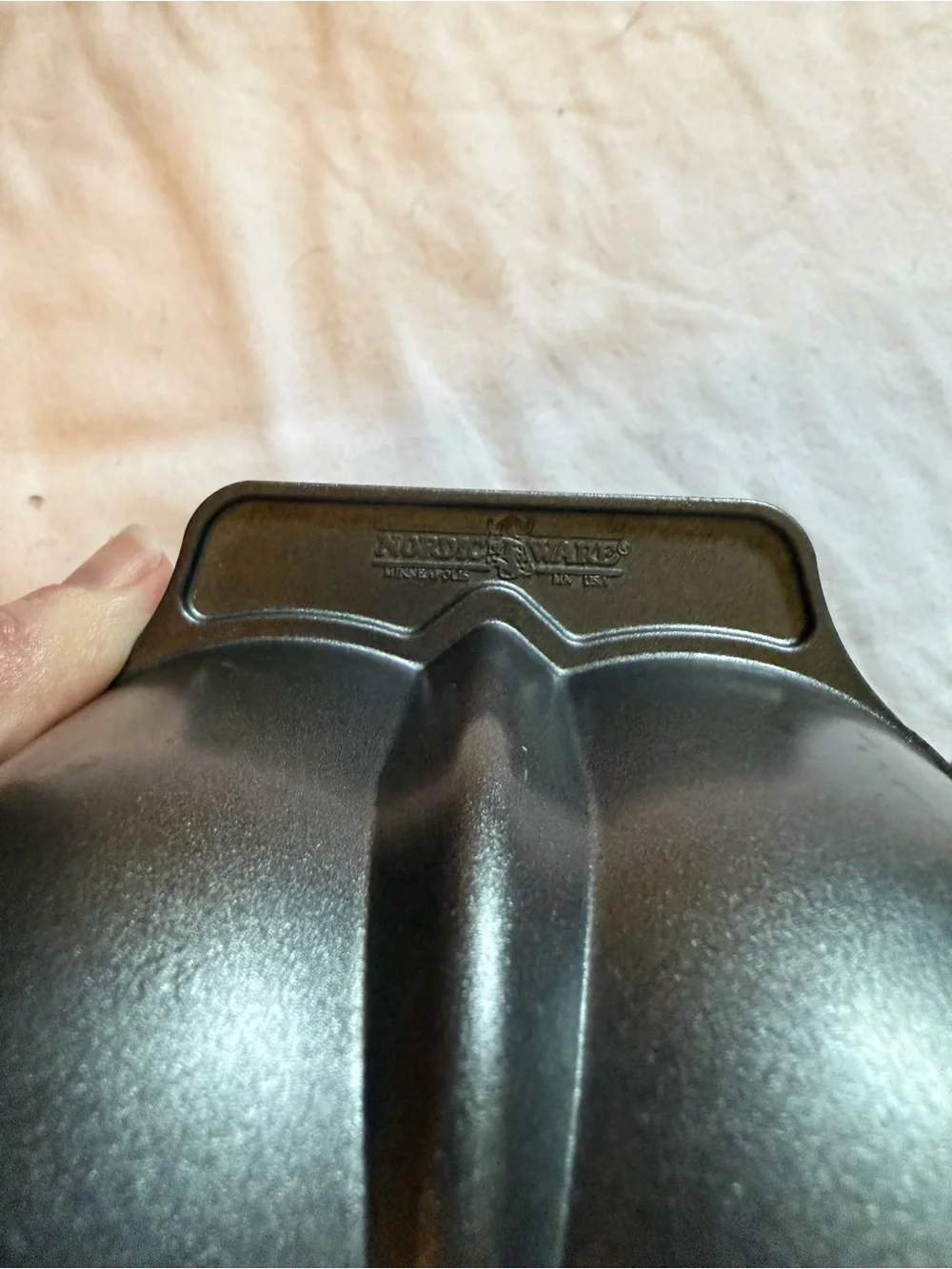 Nordic Ware Bundt Leaf Cake Pan